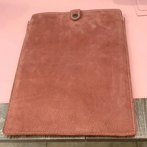 Portland Leather Rose Tablet Sleeve - Picture 1 of 6